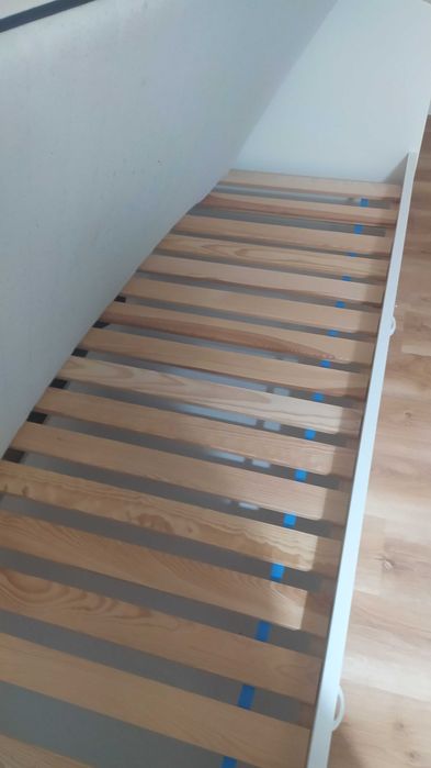 Łóżko 90/200 firmy Meblki stan bardzo dobry