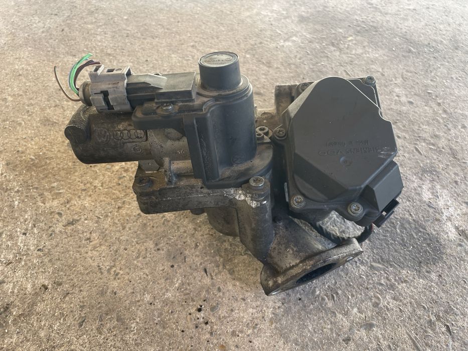 Клапан EGR VW Caddy 1.9 TDI BLS Клапан ЄГР Кадди