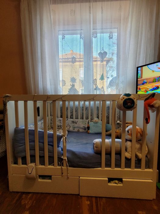 Łóżeczko niemowlece biale