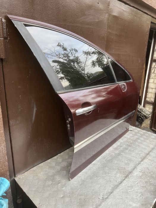 Дверь перед правая стекло пежо 407 peugeot 407