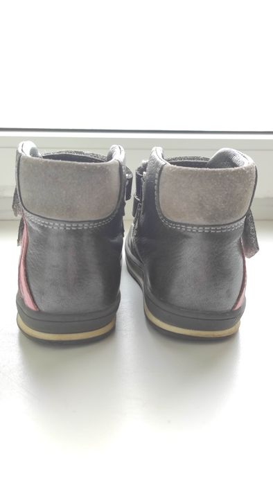 Демисезонные КОЖАНЫЕ ботинки на флисе, 25 размер