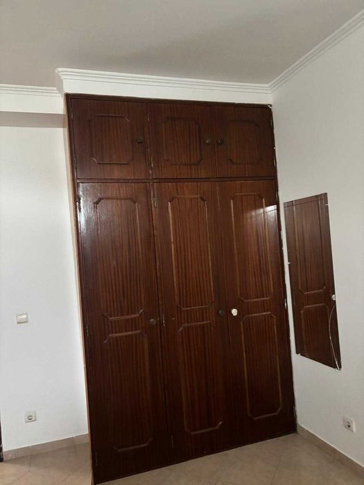 Arrendo apartamento t2 caparica