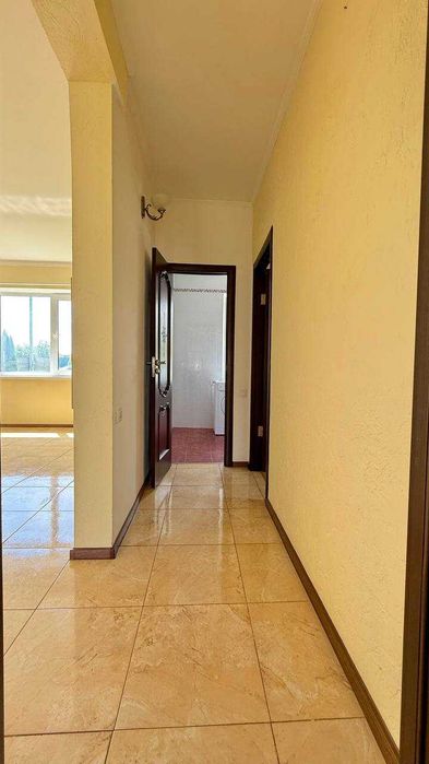 Продам гарний будинок, двоповерховий+чердак, в с. Новосілки