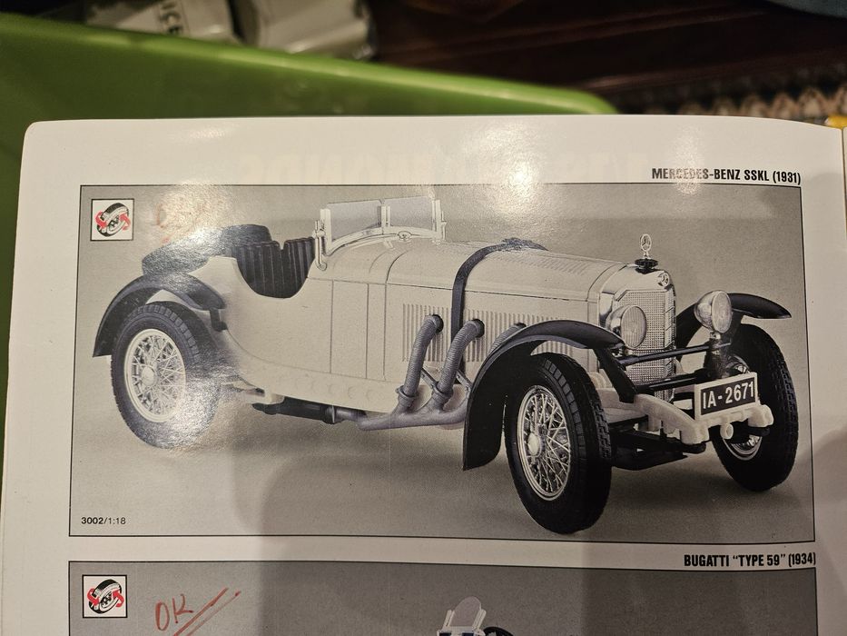 Mercedes-Benz SSKL (1931) – Bburago 1/18 – Coleção Clássicos