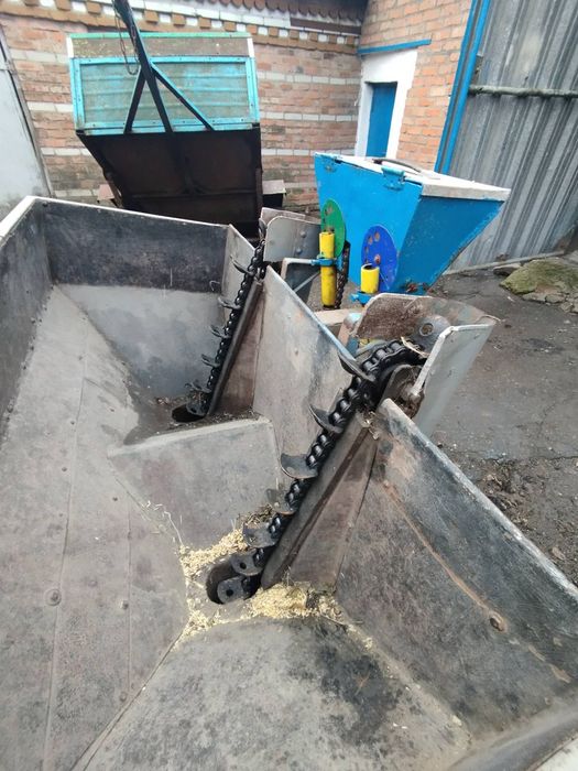 Продам Трактор Т-25,, картоплесаджалка, (можна окремо