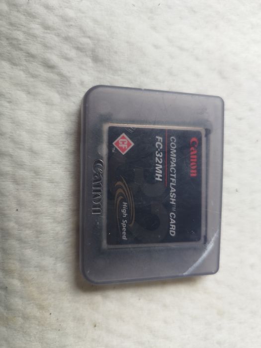 Продам карту пам'яті на Canon