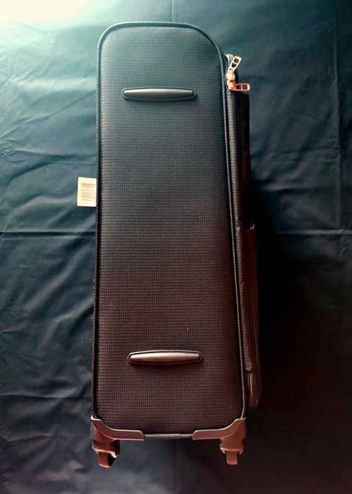 Trolley médio Estocolmo nunca usado