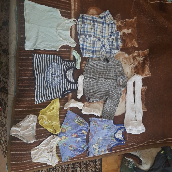 Безкоштовно речі 1-2 р для дому, дачі