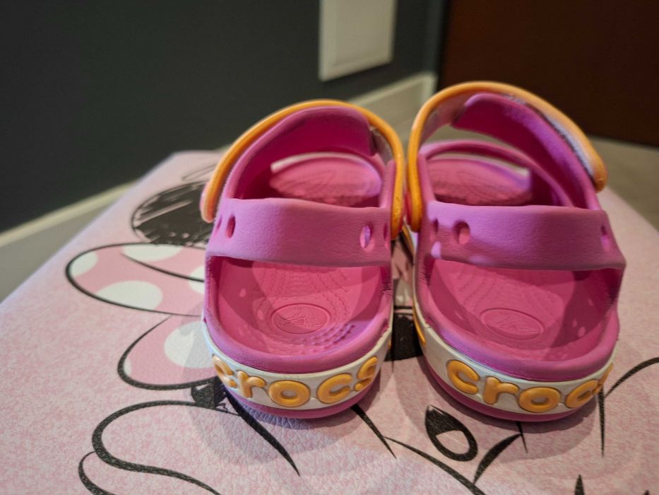 Sandalki Crocs dla dziewczynki rozm 26/27
