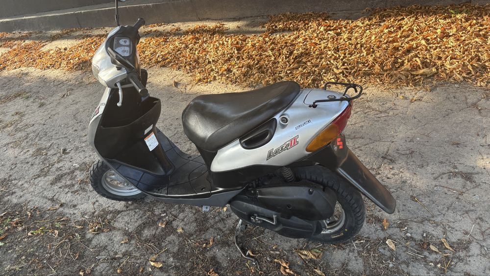 Скутер Suzuki Lets2