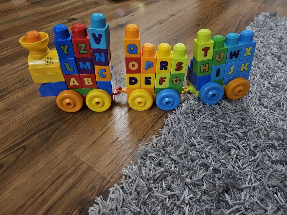 Klocki Mega Bloks  FWK22 pociag ABC muzyczny pociag
