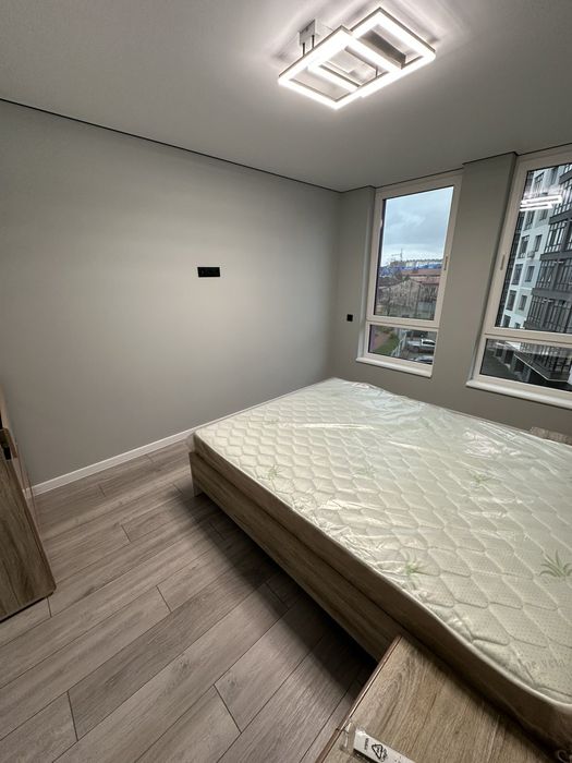 Оренда 2к.квартири, центр,  ЖК Фемелі Плаза_LO