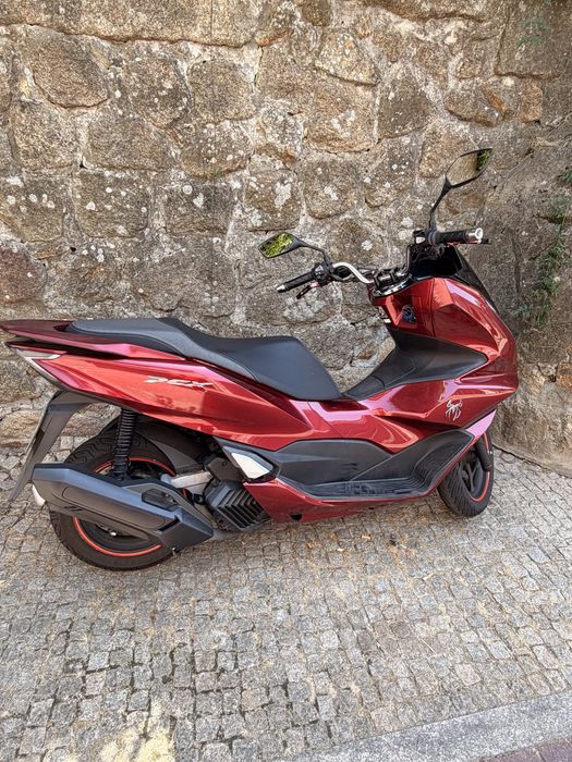 Honda - PCX 2023