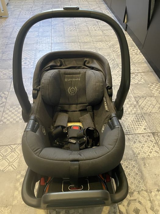 Ovinho + Isofix Uppababy como novo
