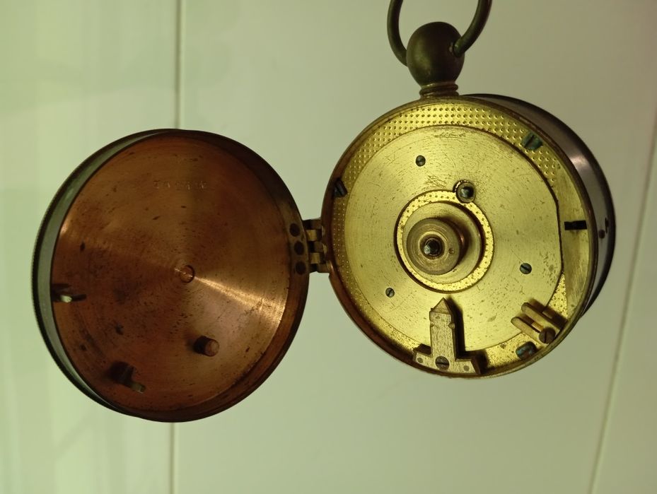 Relógio muito antigo para colecionadores