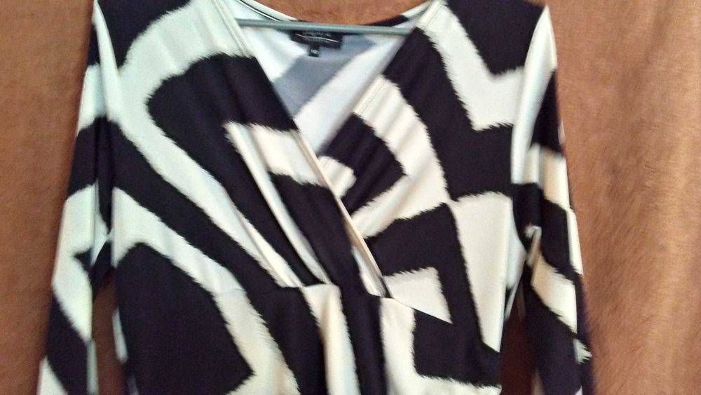 Sukienka wyjściowa Papaya o rozm.10. Rękaw 3/4