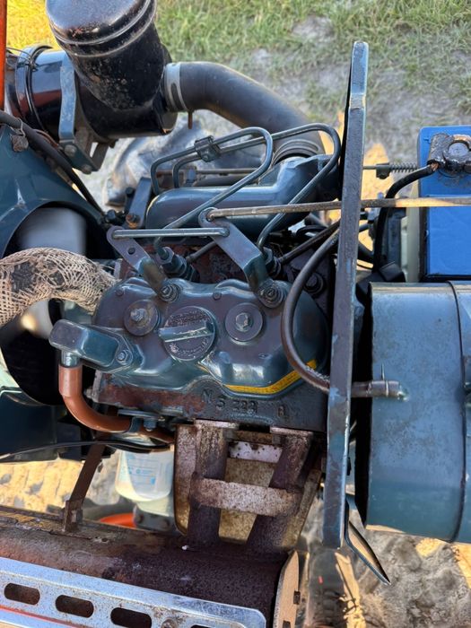 Traktorek kosiarka kubota B7000 4x4 z agregatem tnacym Boxer