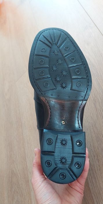 Pascuello r.42 sztyblet, lewy nowy but, rysy