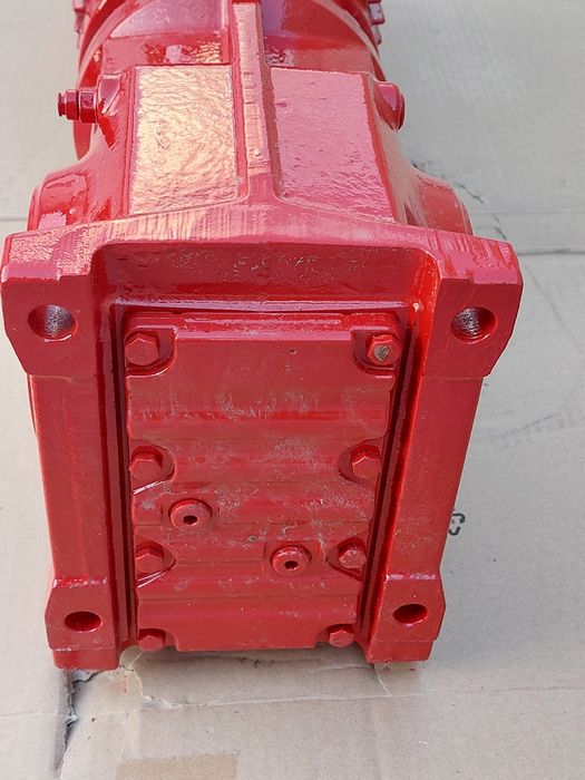 Motoreduktor kątowy 1.1kw.  24obr. z hamulcem.  SEW