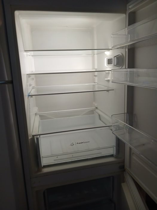 Frigorífico indesit