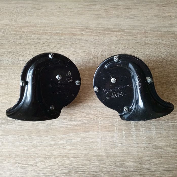 Сигнали на легковий автомобіль