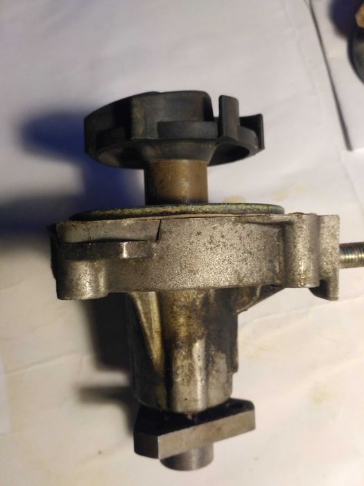 Патрон .Розетка .  Маска сварщика. В\помпа2105.Переключатель дрели