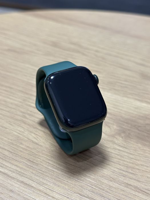 Apple Watch Series 7 41 mm Aluminium Case