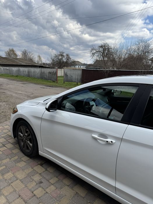 Hyndai Elantra 2018