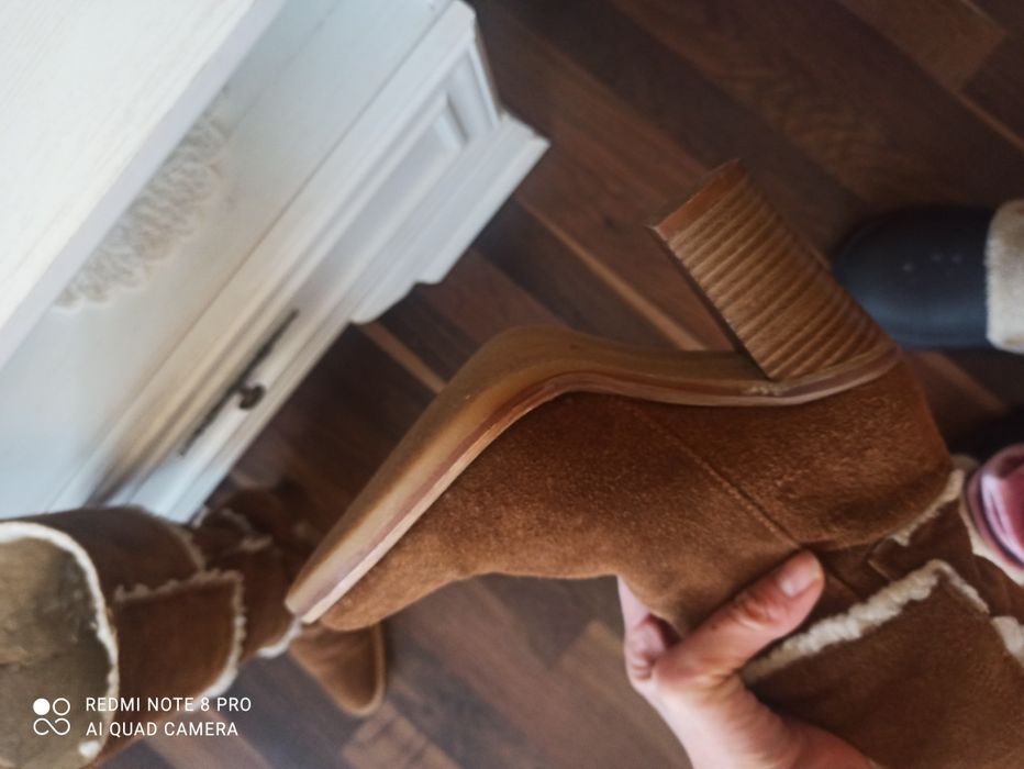 Чоботи жіночі зимові