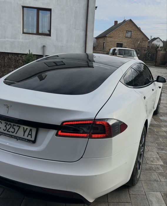 Tesla Model S 2021 VIN 5YJSA1E52MF443046 фото оголошення 13 з 23
