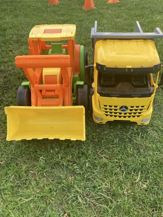 Zabawki ogrodowe stan bardzo dobry