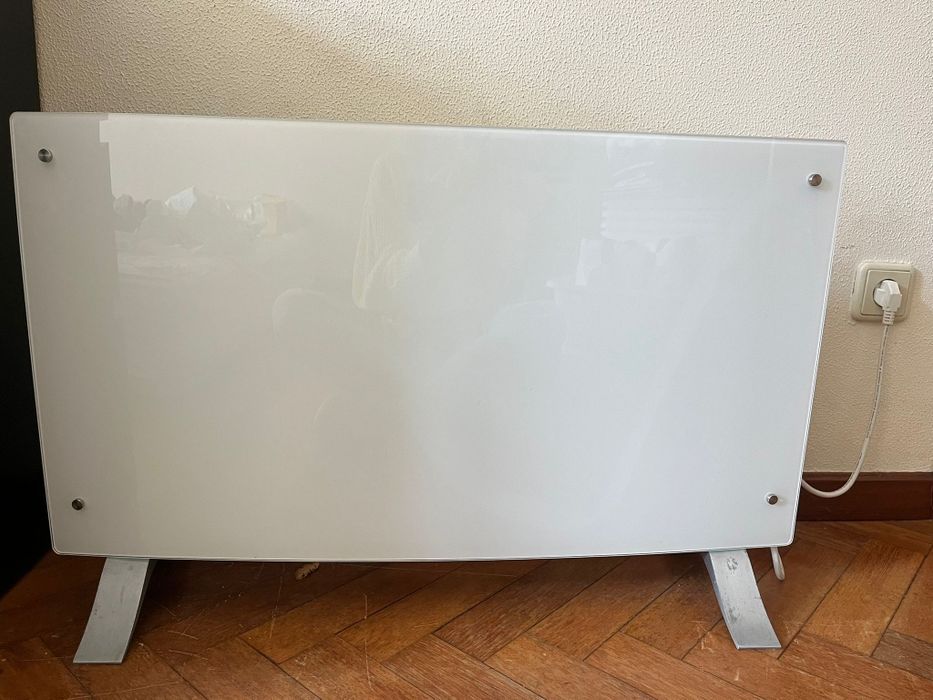 Klarstein Bornholm Curved Smart