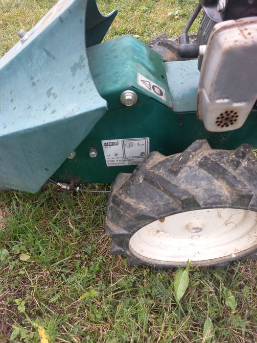 Kosiarka listwowa MTD