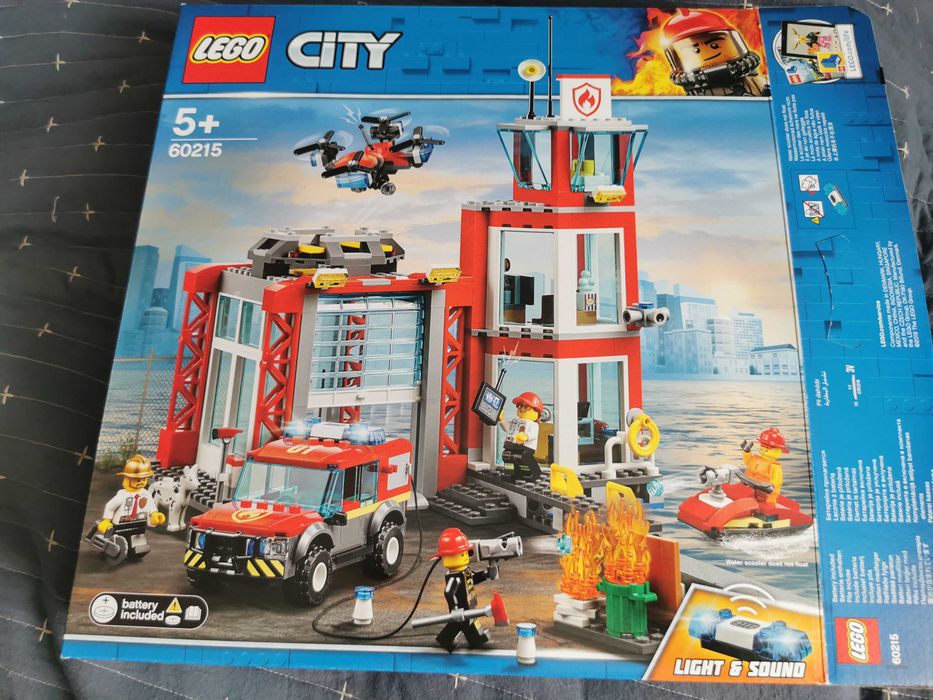 Lego City 60215 Remiza strażacka