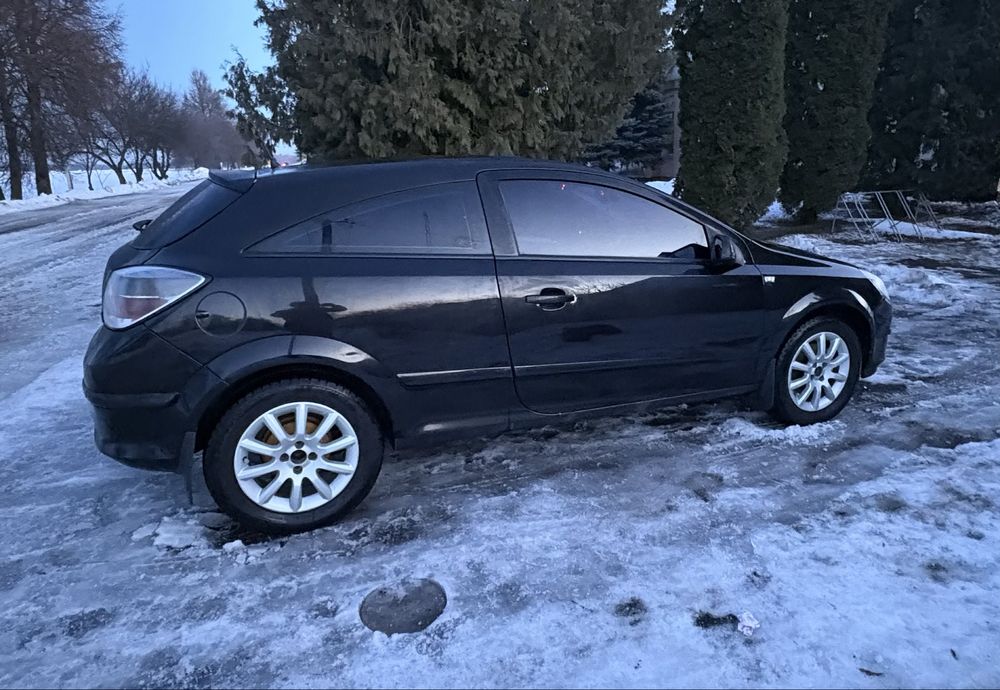 Продам Opel astra H