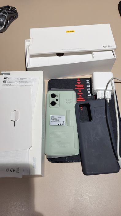 Смартфон Realme gt2