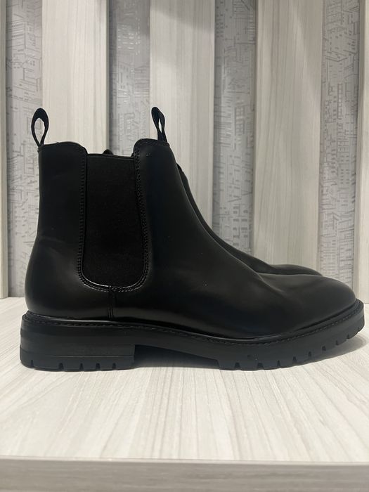 Чоловічі  взуття  42 розмір H&D