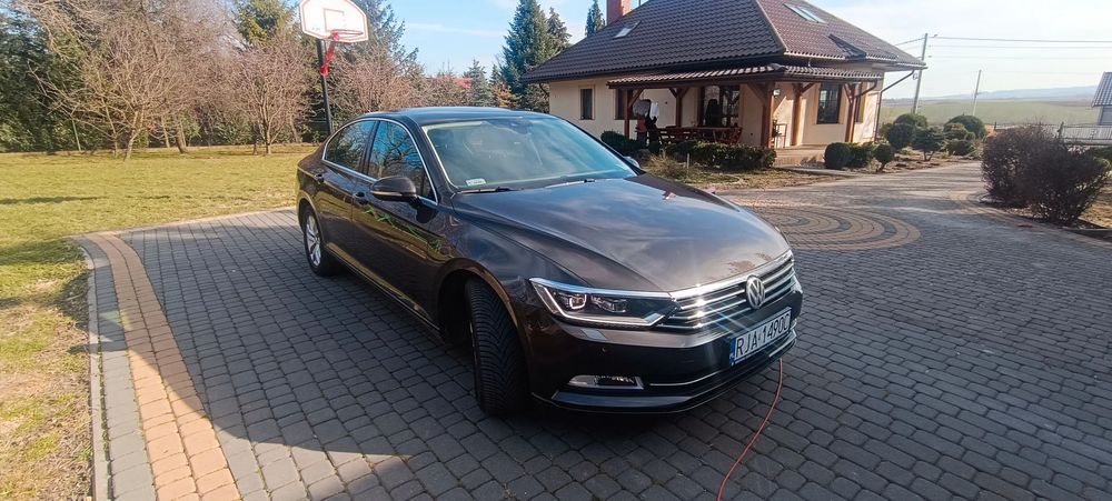 Volkswagen Passat Zadbany, garażowany, z polskiego salonu