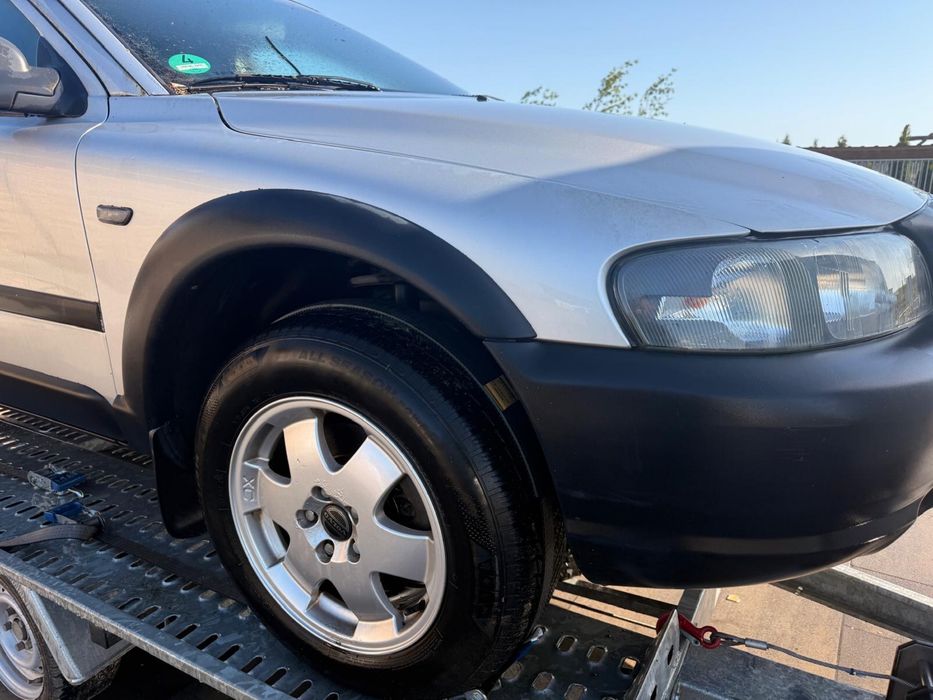 Przod kompletny volvo xc70 cross country 02r 2.4 diesel srebrny