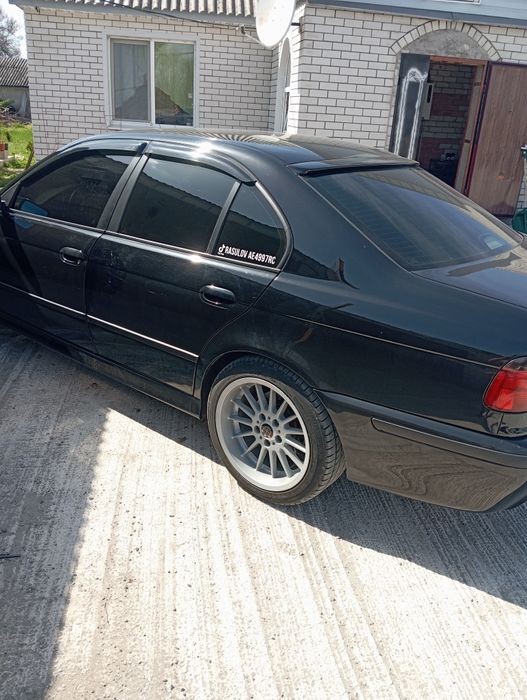 Продам бмв е39 м52б28