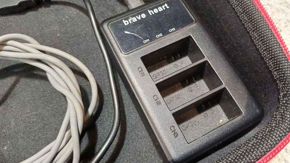 GoPro Hero 3 com mala e acessórios