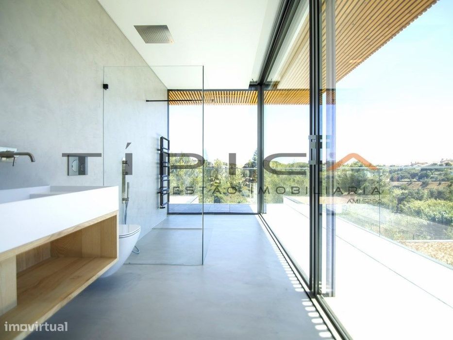 Moradia LUXO Condomínio Privado
