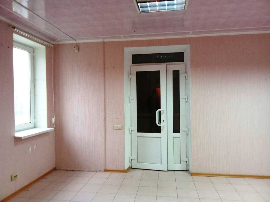 Продам помещение под бизнес на ул. Высоцкого