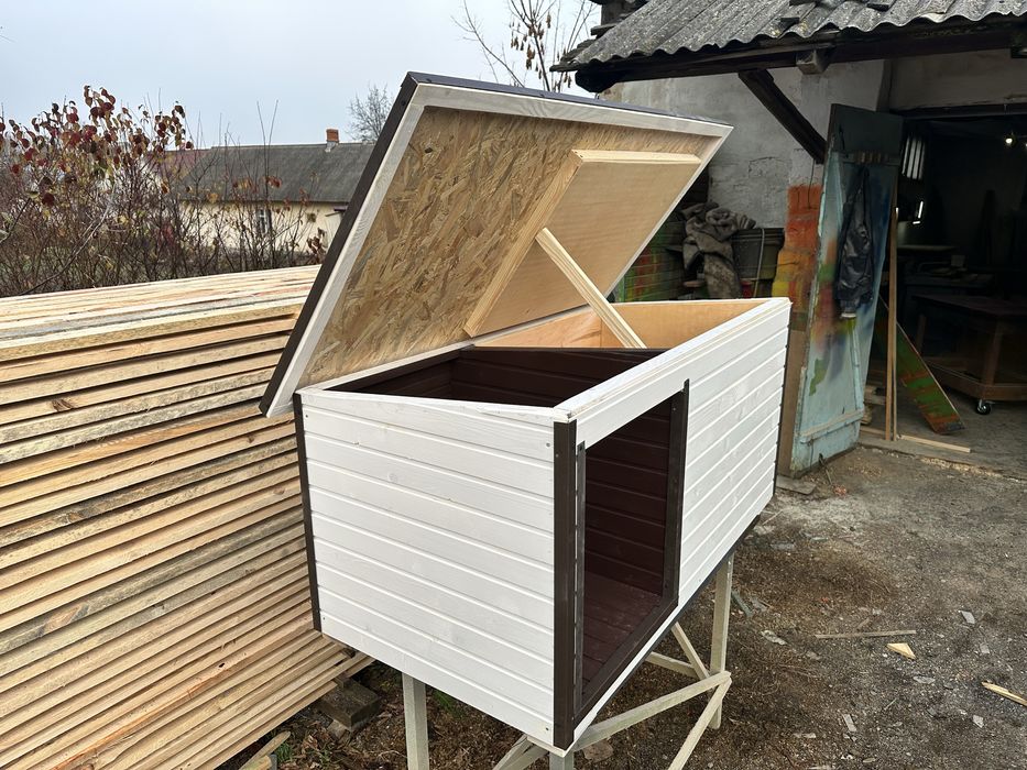 Будка утеплена з тамбуром для лабрадора