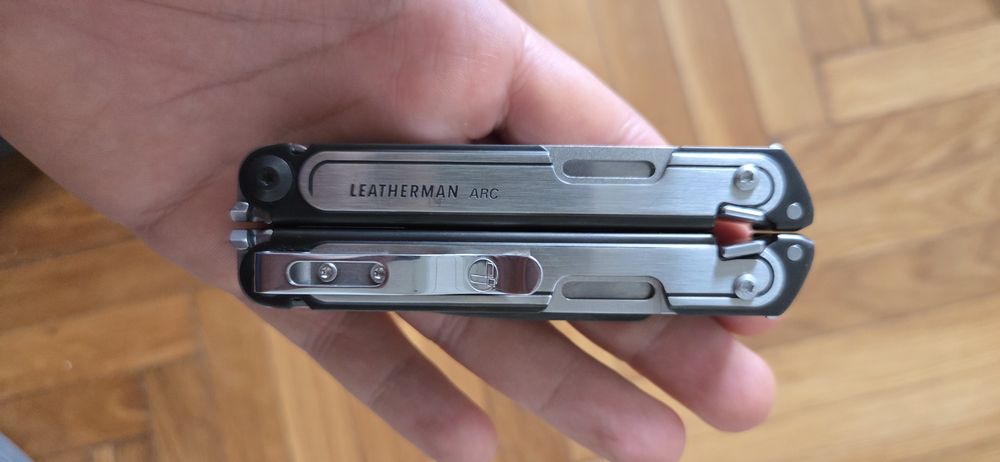 Leatherman ARK Magnacut multitool
