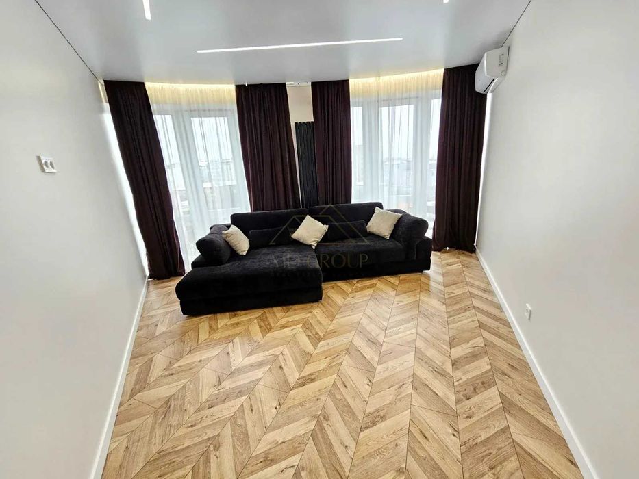 НОВА!!!  2 кім. квартира з ремонтом та меблями В ЦЕНТРІ