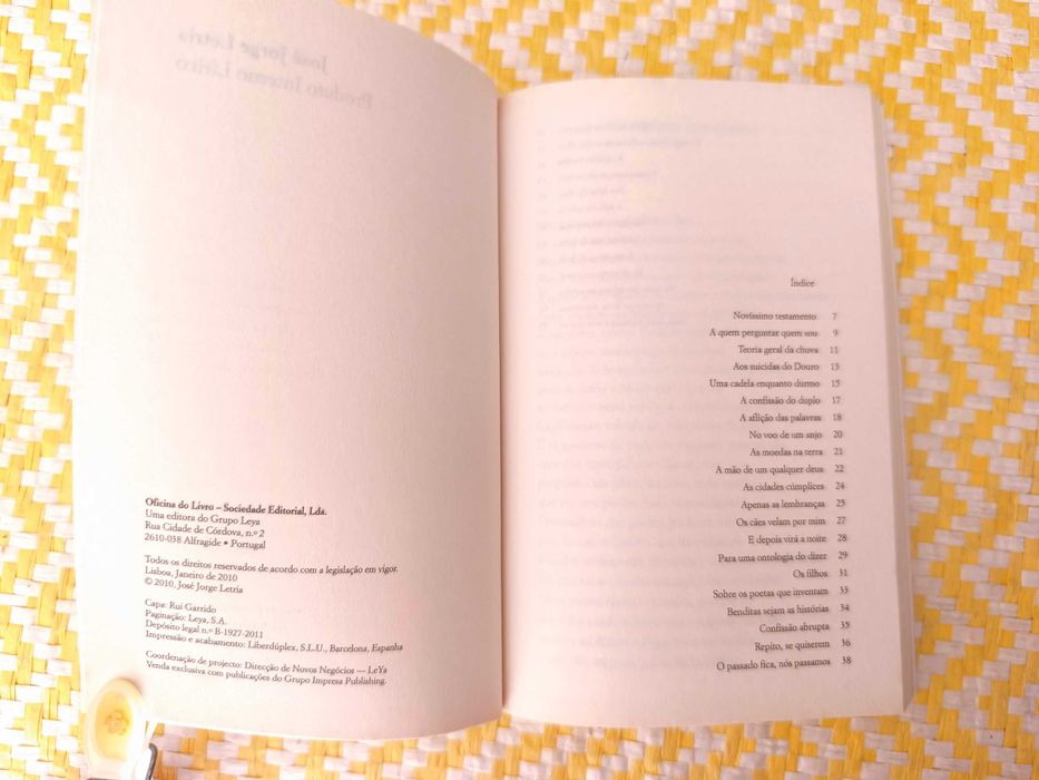 José Jorge Letria 
Coração sem abrigo / Produto Interno Lírico