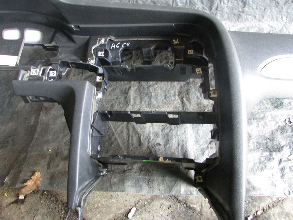 Deska rozdzielcza Audi a6 c6