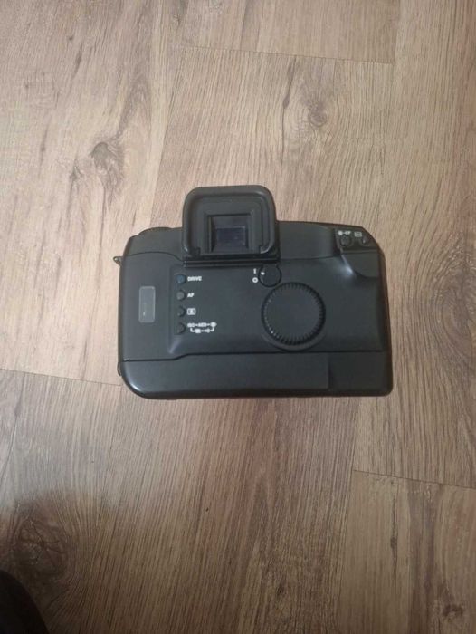 Canon eos 5.        .