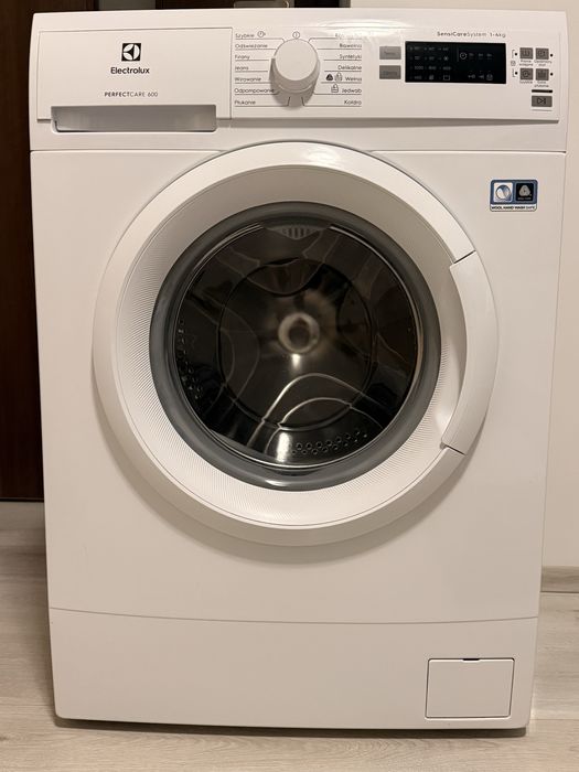 Pralka Electrolux PerfectCare 600 4 kg Super Slim
